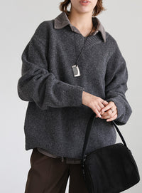 シンプルVネックニット