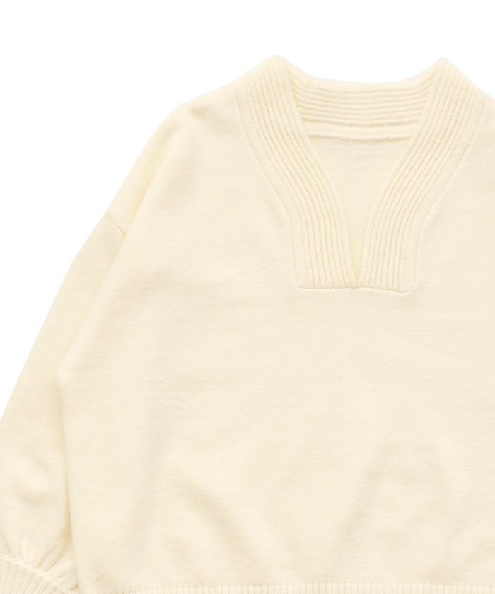 Vネックボリュームスリーブオーバーニット