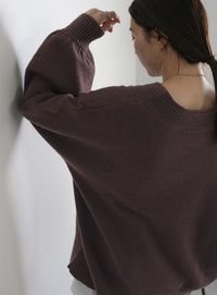 Vネックボリュームスリーブオーバーニット