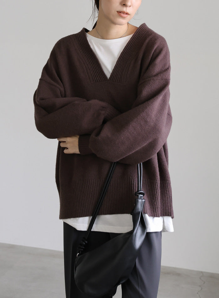 Vネックボリュームスリーブオーバーニット