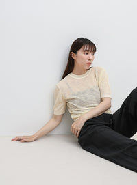 リブ編みシアークルーネックニット