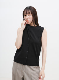 フロントボタンノースリーブニット