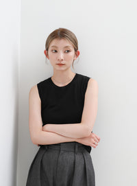 シンプルノースリーブサマーニット