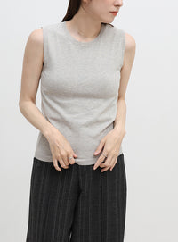 シンプルノースリーブサマーニット