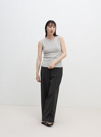 シンプルノースリーブサマーニット