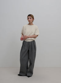 ネックデザインハーフスリーブニット