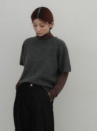 ネックデザインハーフスリーブニット