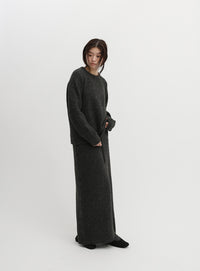 モヘアライククルーネックニット