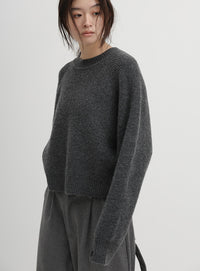 クルーネックニットプルオーバー