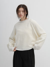クルーネックニットプルオーバー