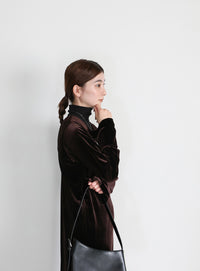 ボウタイリボンVネックベロアワンピース