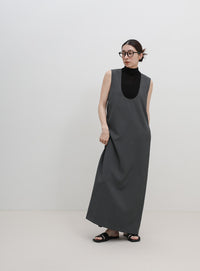バックスリットUネックロングワンピース