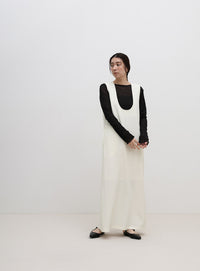 バックスリットUネックロングワンピース