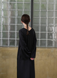 【オケージョン/結婚式】スリットスリーブVネックワンピース