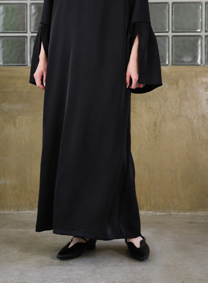 【オケージョン/結婚式】スリットスリーブVネックワンピース