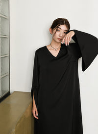 【オケージョン/結婚式】スリットスリーブVネックワンピース