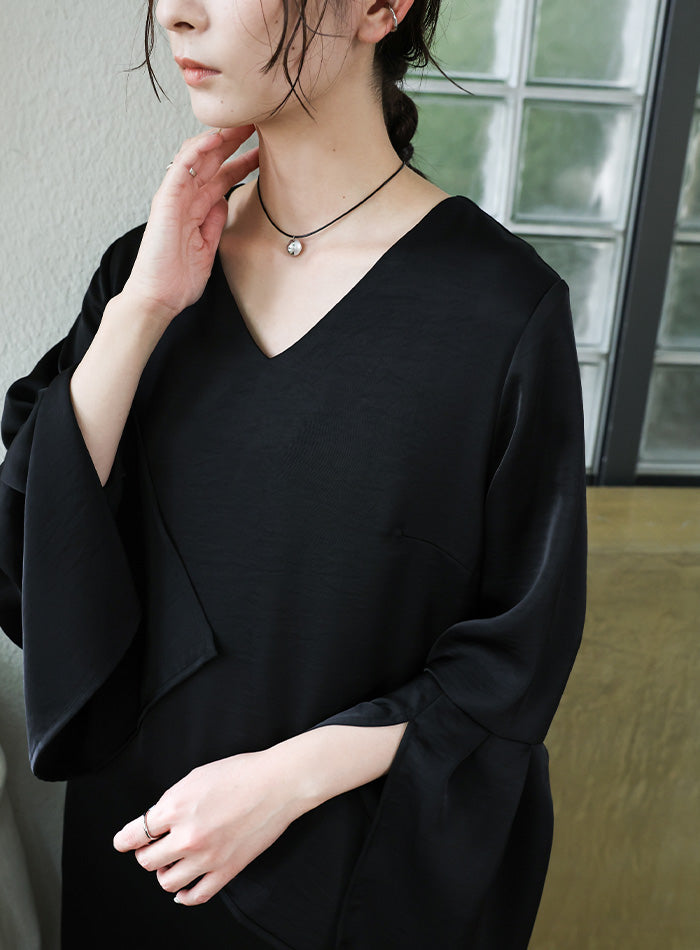 【オケージョン/結婚式】スリットスリーブVネックワンピース