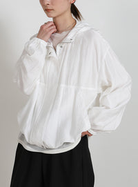 スタンドネックシアーフーディー