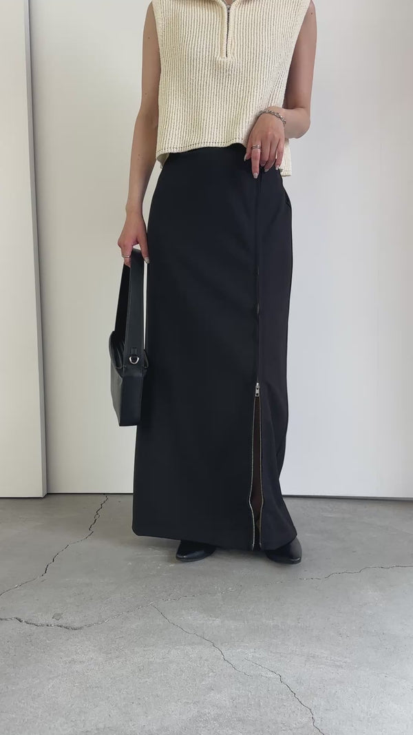サイドジップスリットスカート