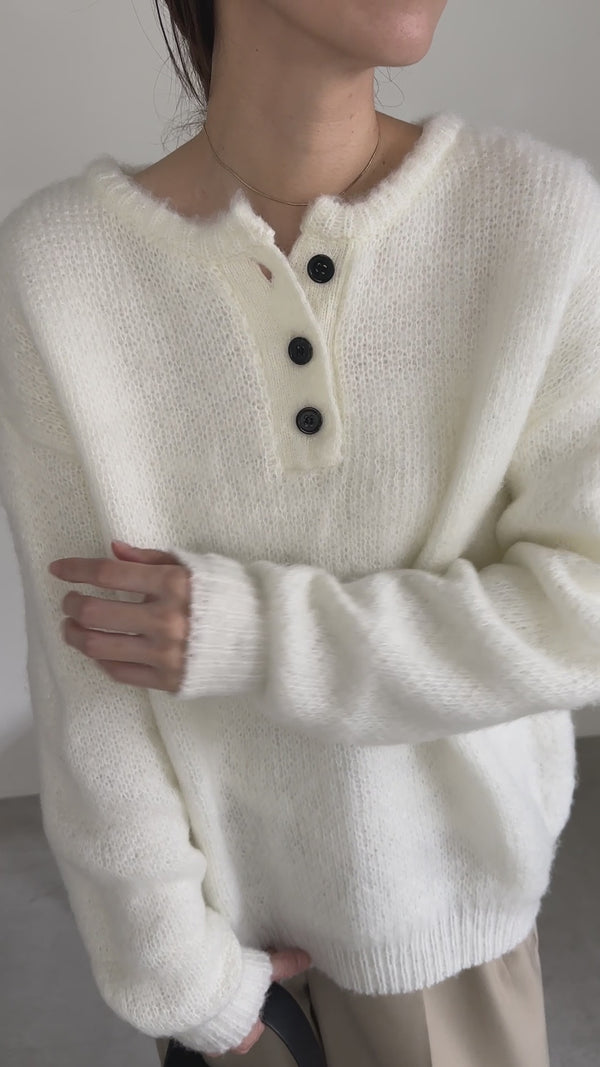 ヘンリーネックオーバーニット