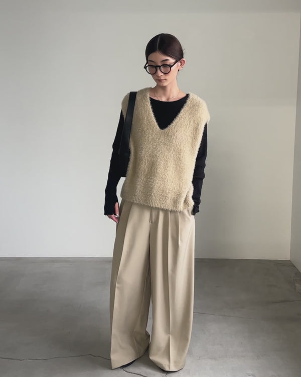 シャギーVネックベスト