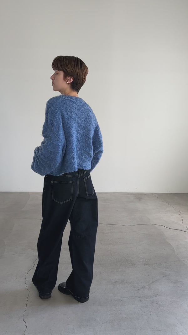 ウェーブデザインショートニット