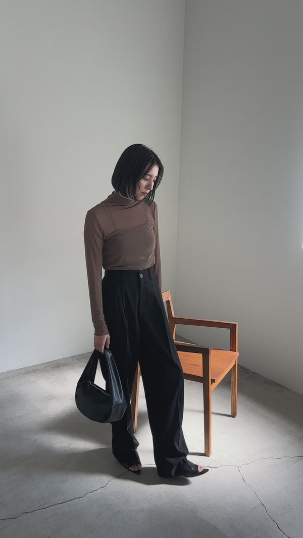 シースルースキントップス