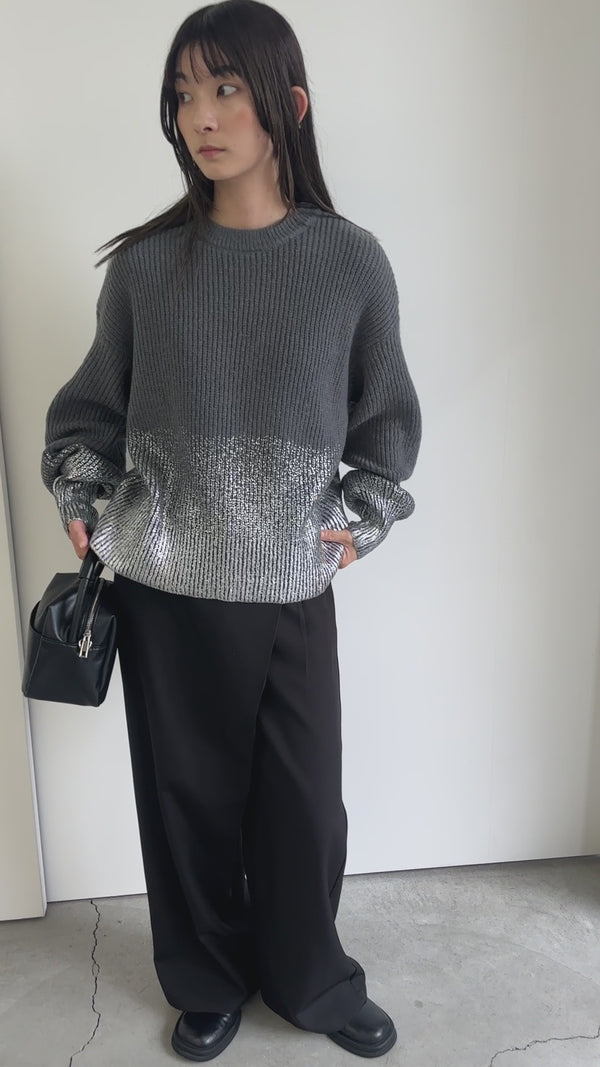 箔プリントリブニット