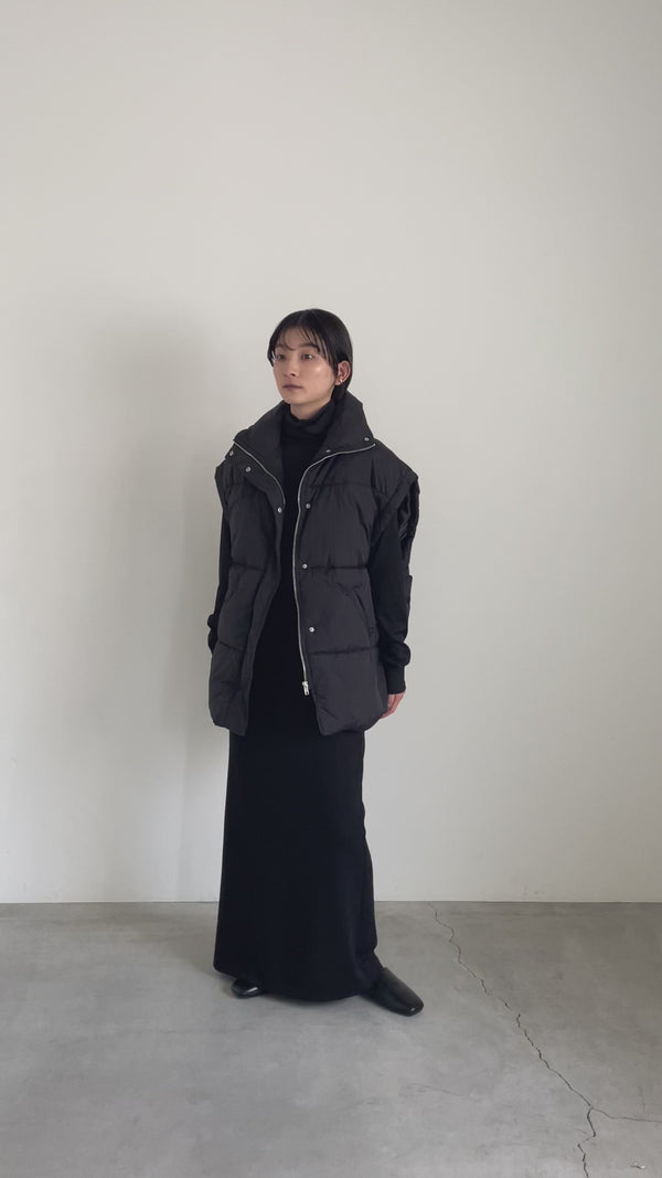 オーバーサイズスタンドカラーキルティングベスト