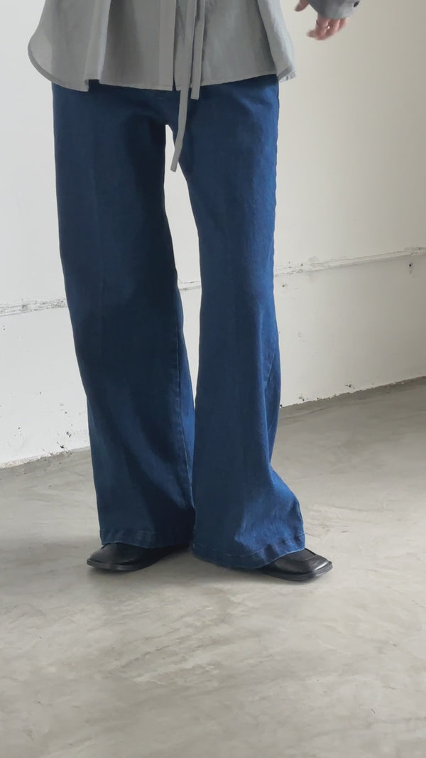 【Et】Semi-Flared Denim Pants