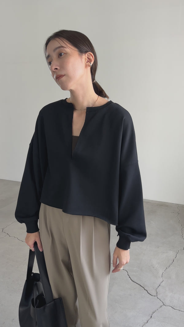 裏毛キーネックショートトップス