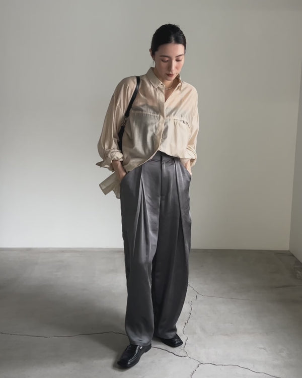 サテンディープタックワイドパンツ
