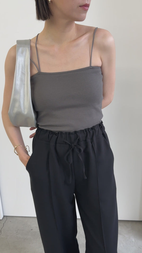 【サイズ展開あり】2WAYストラップカップ付きベアキャミソール