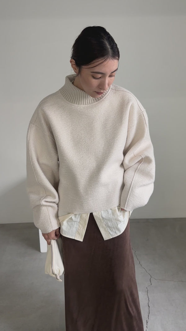 ブークレスタンドリブトップス