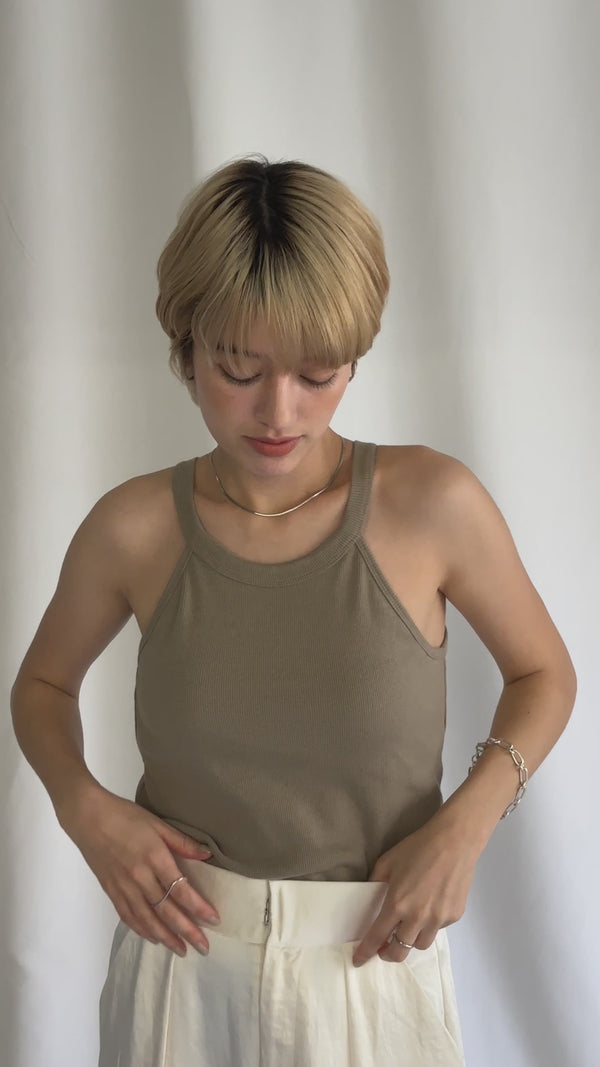 カップ付きホルターネックタンク