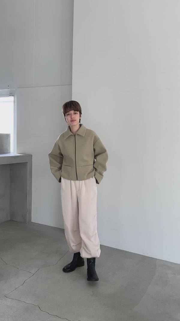 スリーブタックショートジャケット