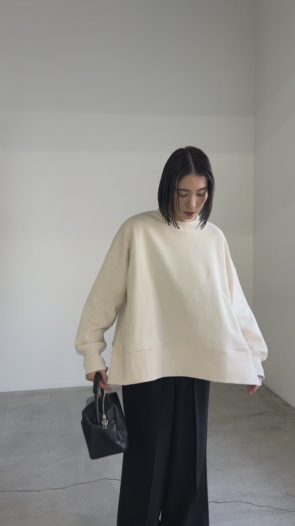 サイドディープスリットスウェット