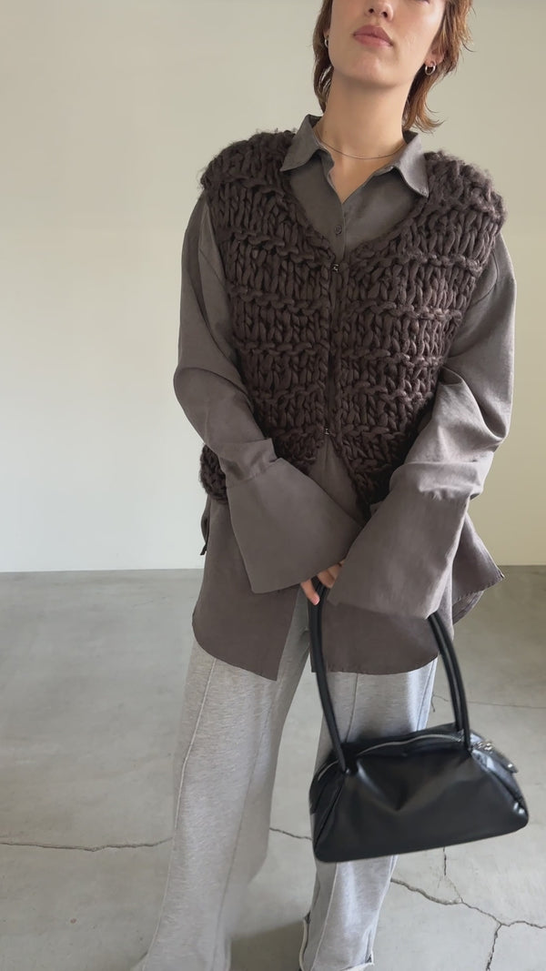 ハンドニットベスト