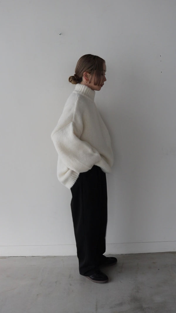 ローゲージハイネックオーバーボリュームスリーブニット【by SON】