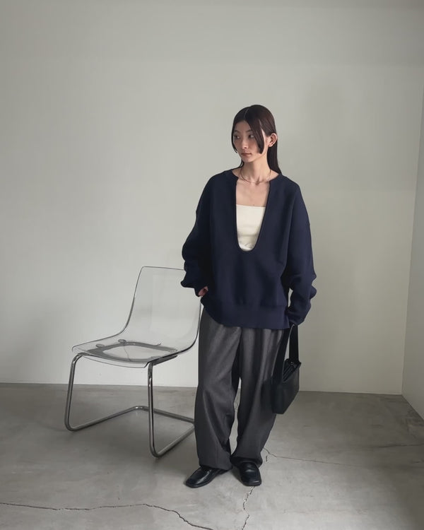 ディープUネックスウェットライクニット