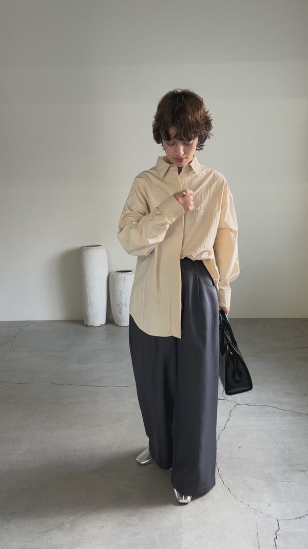 タックワイドシルエットパンツ
