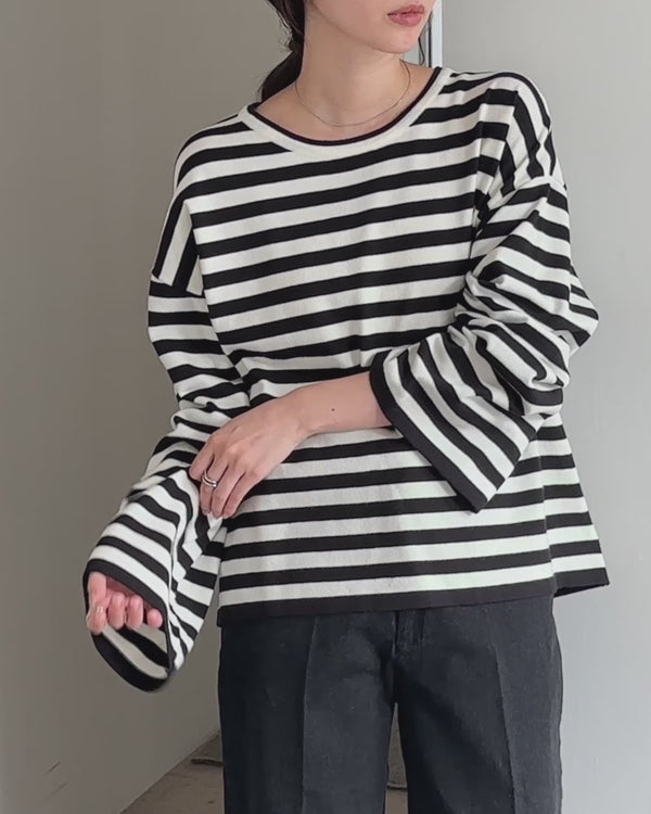 【Et】Flare Sleeve Assorted Border Knit