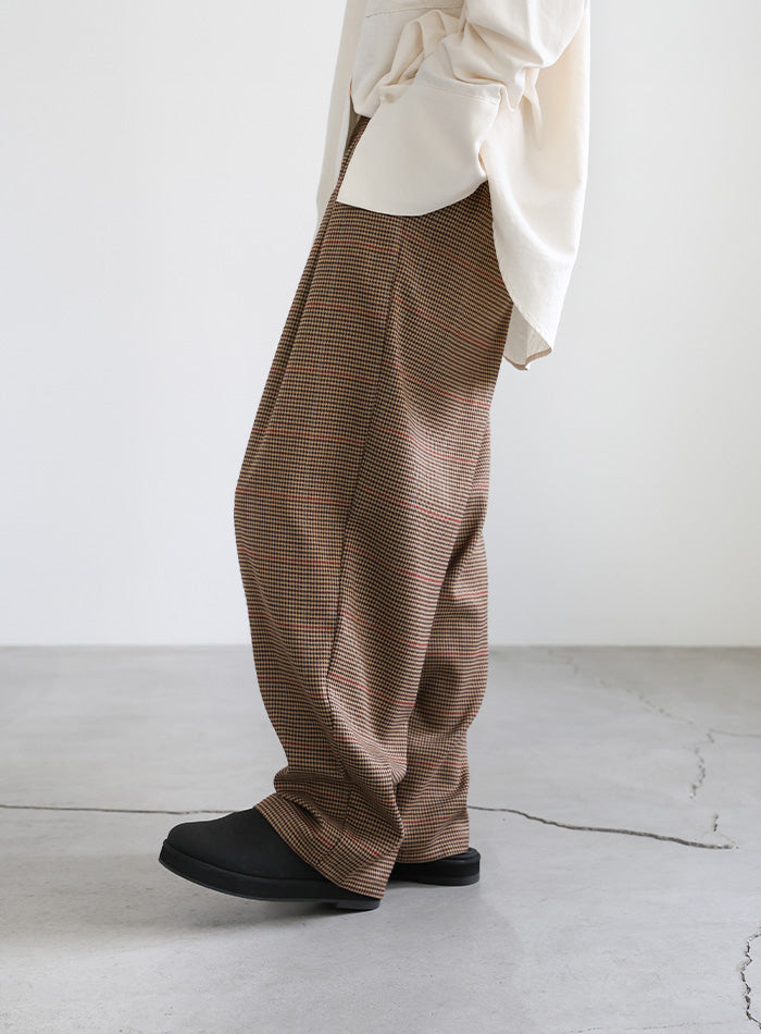 チェック柄タックパンツ