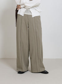 センターラインストライプタックワイドパンツ