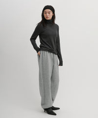 ニットパンツ