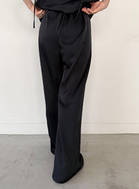 ストレートイージーサテンタックパンツ【セットアップ対応】【by SON】