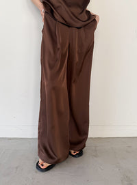 ストレートイージーサテンタックパンツ【セットアップ対応】【by SON】