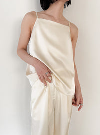 ストレートイージーサテンタックパンツ【セットアップ対応】【by SON】