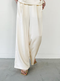 ストレートイージーサテンタックパンツ【セットアップ対応】【by SON】