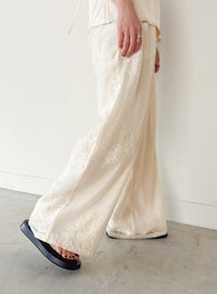 フラワーエンブロイダリーシアーワイドパンツ【セットアップ対応】【by SON】